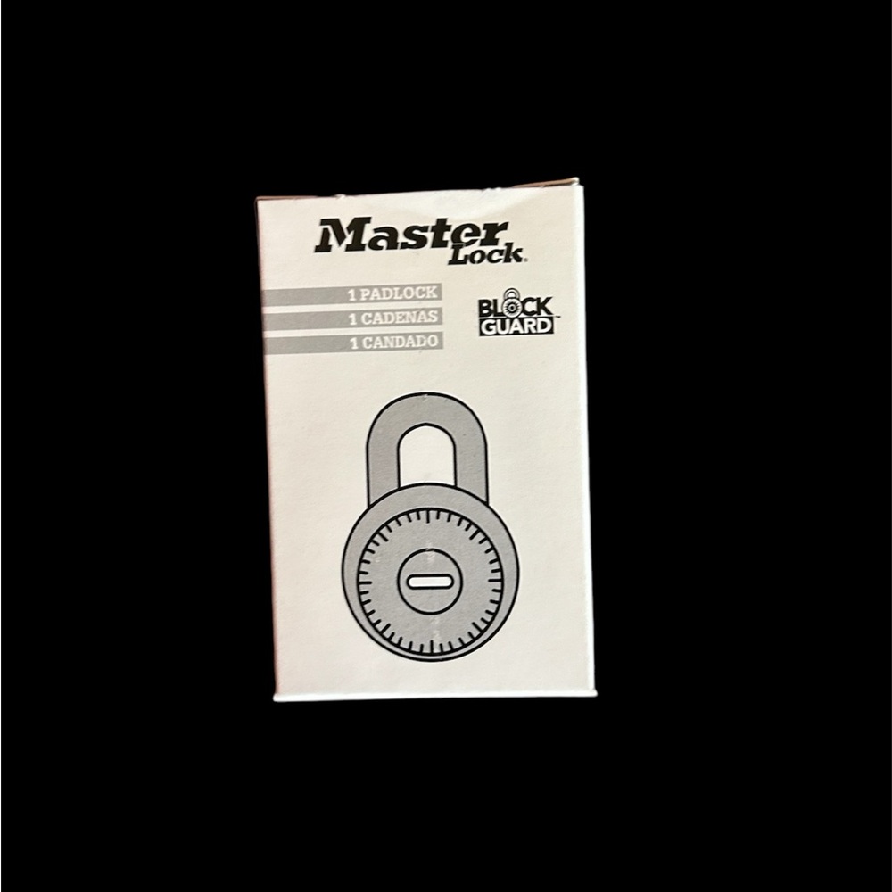 25 master locks brand new with 4 keys and all combination